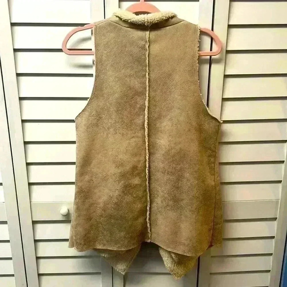 TCEC Sherpa Lined Duster Vest - Size M - Picture 5 of 5